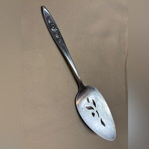 Oneida Community Stainless Pie Pastry Pierced Server “My Rose” Discontinued